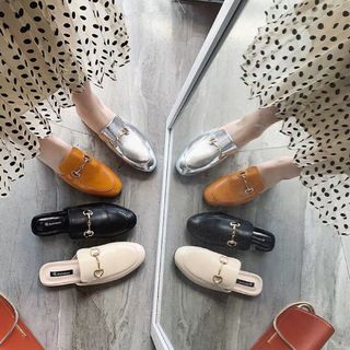 Dép sục da