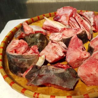 Giá Sỉ Đầu Đuôi Cá Bớp Thủy Hải sản đông lạnh