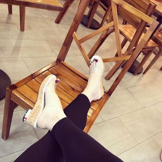 Dép xuồng thấp quai mika