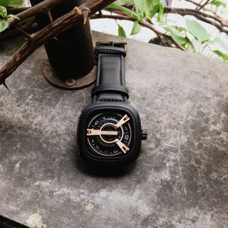 ĐẸP - CHẤT Đồng hồ SevenFriday cho nam dây da đen