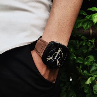 ĐẸP - CHẤT Đồng hồ SevenFriday cho nam dây da đen
