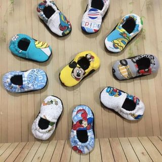 Giầy nỉ bông cho bé