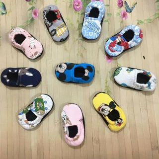 Giầy nỉ bông cho bé