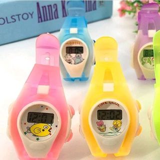 Đồng hồ điện tử có sẵn pin nha