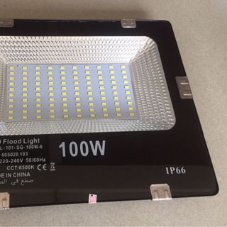 Đèn pha led 100w
