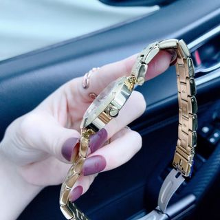Đồng hồ nữ vesacesd