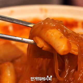 Bánh gạo tokpokki miến sốt cay và miến sốt tương đen Hàn Quốc