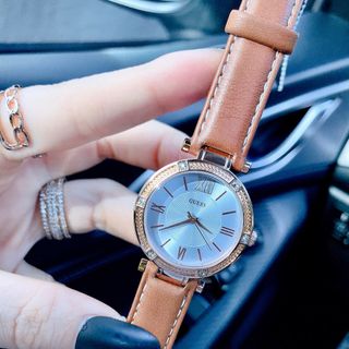 Đồng hồ nữ Guesv