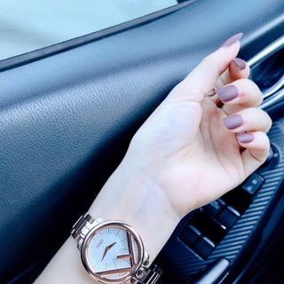 Đồng hồ nữ Fendii