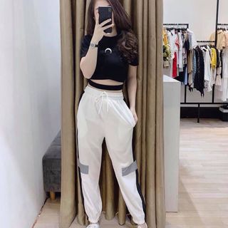 Bộ đồ thể thao giá sỉ