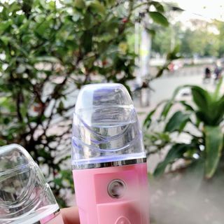 Máy xịt khoáng phun sương có sạc dự phòng