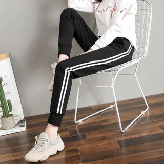QUẦN THỂ THAO NỮ giá sỉ​ giá bán buôn
