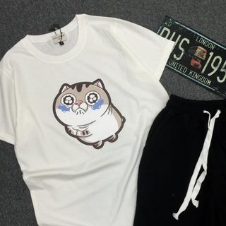 áo thun trắng cute