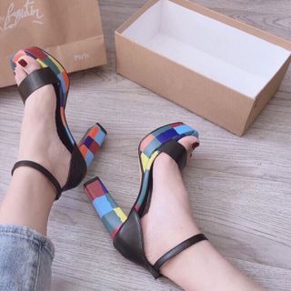 Giày sandal gót trị phối màu da đẹp