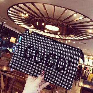 Vua full mắt dá