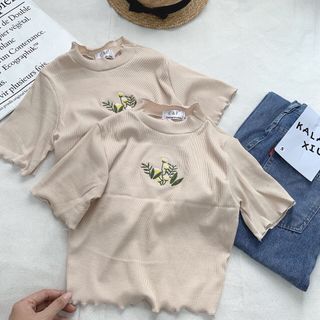 CROPTOP THÊU HOA XINH XẮN giá sỉ