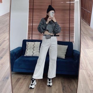 ÁO CROPTOP TAY BÍ IN CHỮ