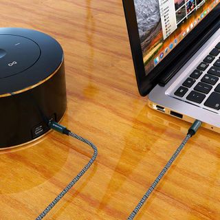 Cáp Audio AUX BOROFONE BL3 Chuyển Jack 35mm sang Jack 35 mm 1m truyền tải chống mất dữ liệu