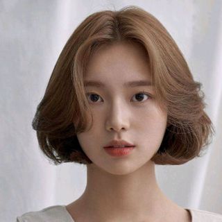 Kem nhuộm tóc màu Nâu Cafe Sáng