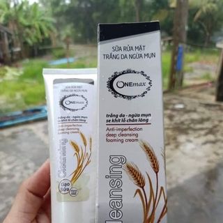 Sữa rửa mặt dưỡng ẩm trắng da one max bb ưhite
