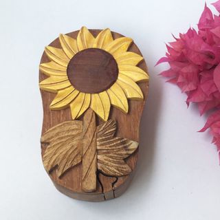 Quà tặng gỗ hình hoa hướng dương Sunflower - Handcrafted Wooden Puzzle Box