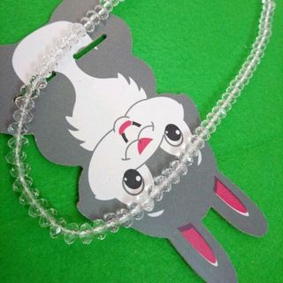 vòng cổ trong suốt