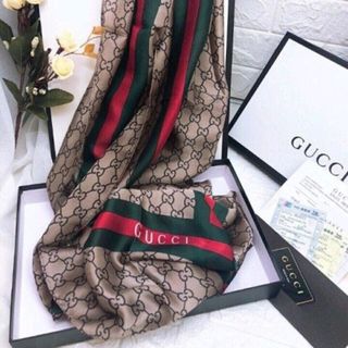 KHĂN LỤA HÃNG KÈM HỘP CHUYÊN SỈ
