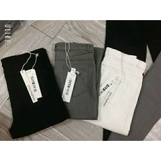 Quần Jeans Giấy co dãn