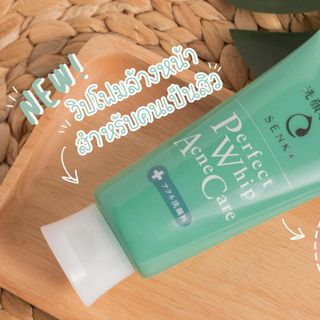 Sữa Rửa Mặt Dành Cho Da Mụn Senka Perfect Whip Acne Care
