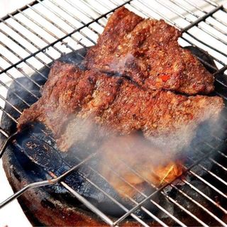 Bò một nắng muối kiến vàng