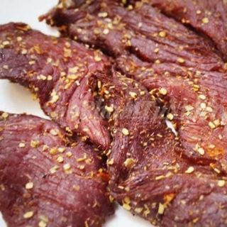 Bò một nắng muối kiến vàng