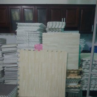Thảm xốp lót sàn vân gỗ