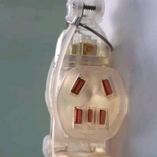 Ổ điện đúc