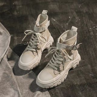 Giày bata cổ cao cá tính a