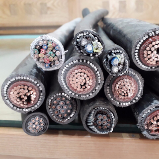 Nguồn cáp đồng trần giá rẻ nguyên cuộn