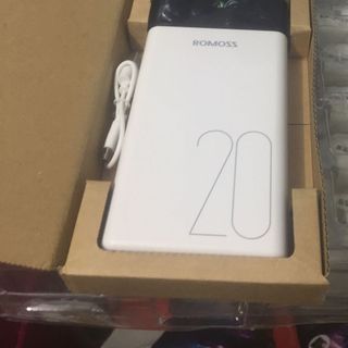 Pin sạc dự phòng rosmoss 20000