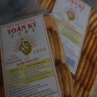 Bánh vòng dừa Toàn ký 210gr