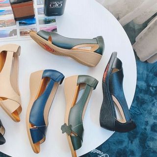 Suồng da thật mẫu mới siêu nhẹ êm chân