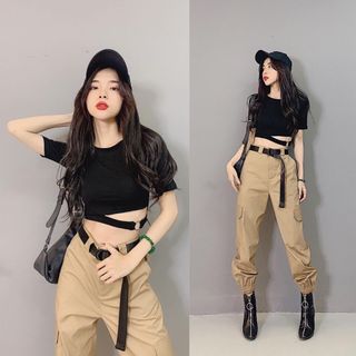 Áo cropop gắn khoen tay ngắn