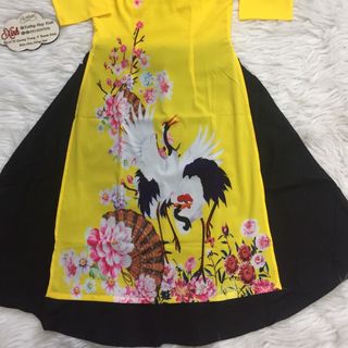 Set áo dài cách tân tơ nhung nền vàng in chim hạc