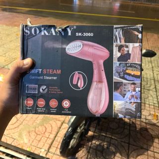 Bàn ủi hơi nước
