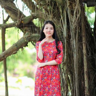 Áo dài truyền thống lụa vân gỗ hoa nhí