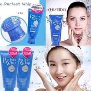 Sữa rửa mặt senka nhật