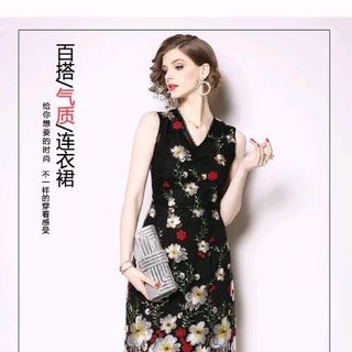 Đầm ren hoa cao cấp trẻ trung