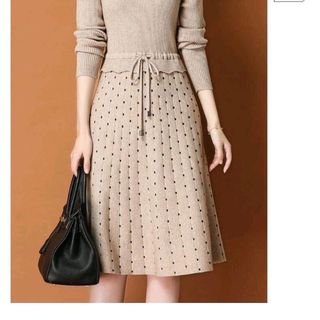 Đầm len cao cấp xinh xắn trẻ