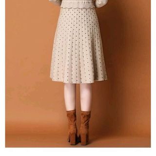 Đầm len cao cấp xinh xắn trẻ
