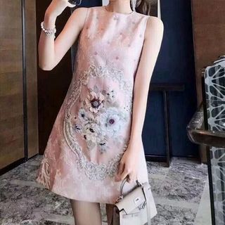 Đầm gấm hoa cao cấp xinh xắn