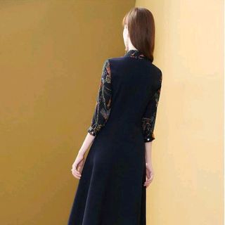 Đầm cổ sơmi