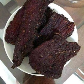 lợn gác bếp