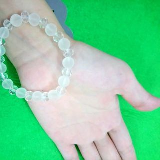 chuỗi đeo tay phong thủy mix pha lê trắng
